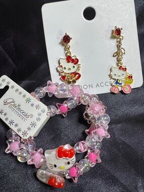 Pink Hello Kitty Charm Stretch Bracelet for Kids